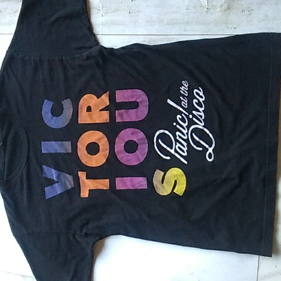 Panic At The Disco Victorious Black Tshirt - Picture 2 of 4